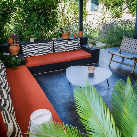 Bastide Dou Pastre Family Friendly House *