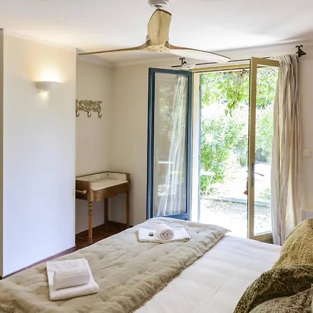 Bastide Dou Pastre Family Friendly House